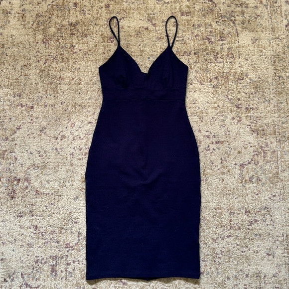 Lulu’s Don’t Tell Em Bodycon Midi Dress - Picture 4 of 15